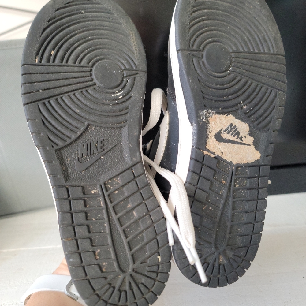 Dunks - Picture 2 of 3